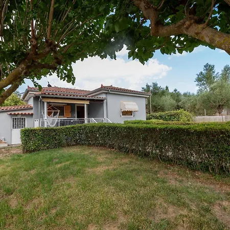 Olivilla Garden Retreat - A Peaceful Escape * Eva