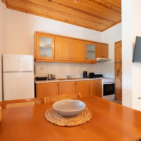 Olivilla Garden Retreat - A Peaceful Escape *