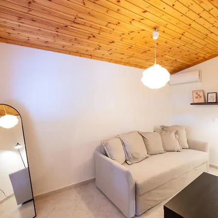 Olivilla Garden Retreat - A Peaceful Escape Сasa de vacaciones