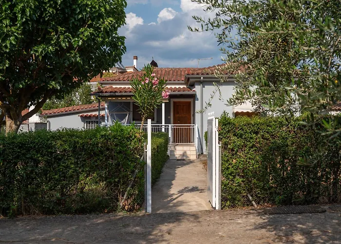 בית נופש Olivilla Garden Retreat - A Peaceful Escape Eva