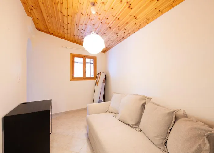 בית נופש Olivilla Garden Retreat - A Peaceful Escape