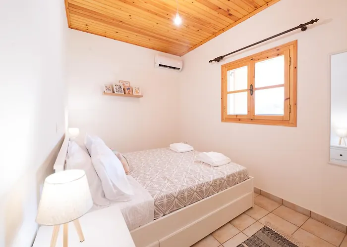 Vakantiehuis Olivilla Garden Retreat - A Peaceful Escape