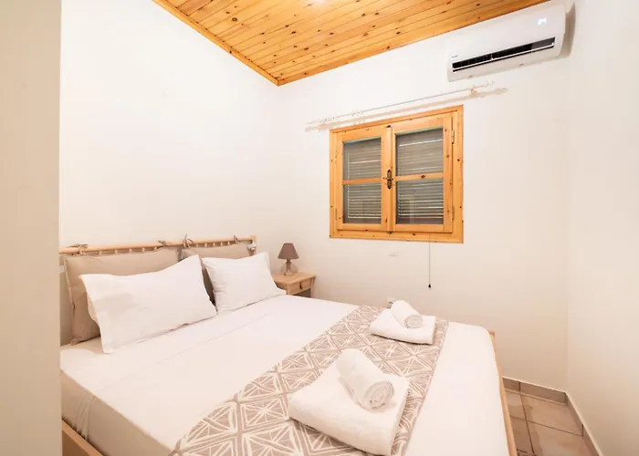 Olivilla Garden Retreat - A Peaceful Escape בית נופש Eva